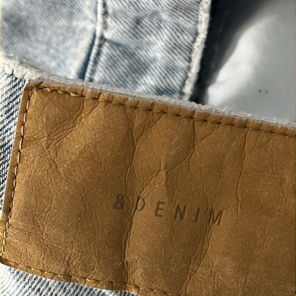 & Denim Blue Jean Long distressed, high-rise wide leg pants women’s size 4 - Picture 9 of 9